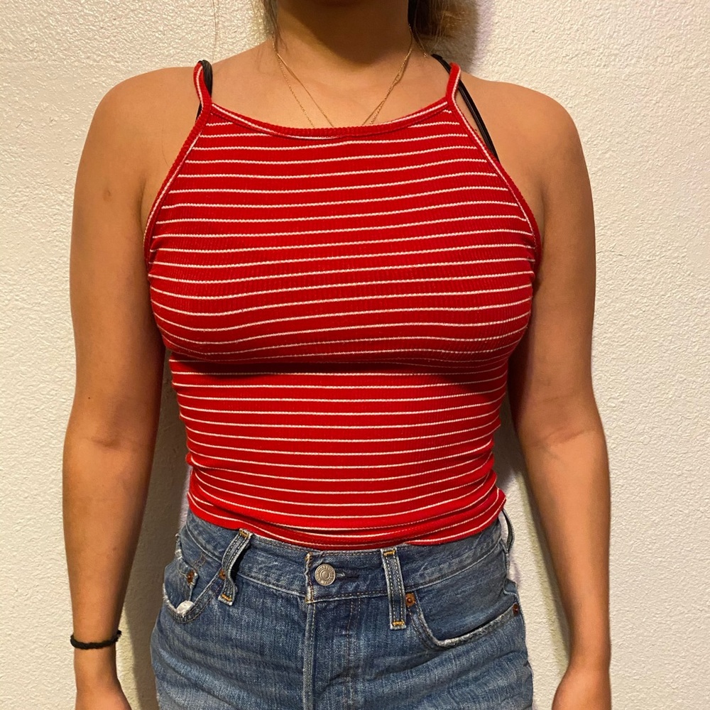 ✨red striped halter tank❤️